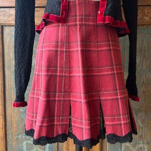 Betsy Johnson VTG Lace Mini Skirt